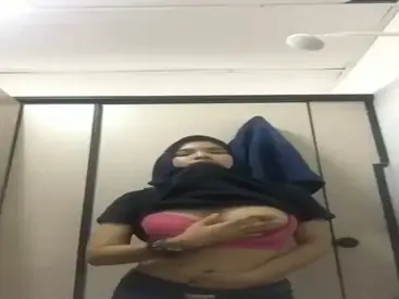 Jibabber Sange Abis Pulang Kuliah Memek Basah Ngocor